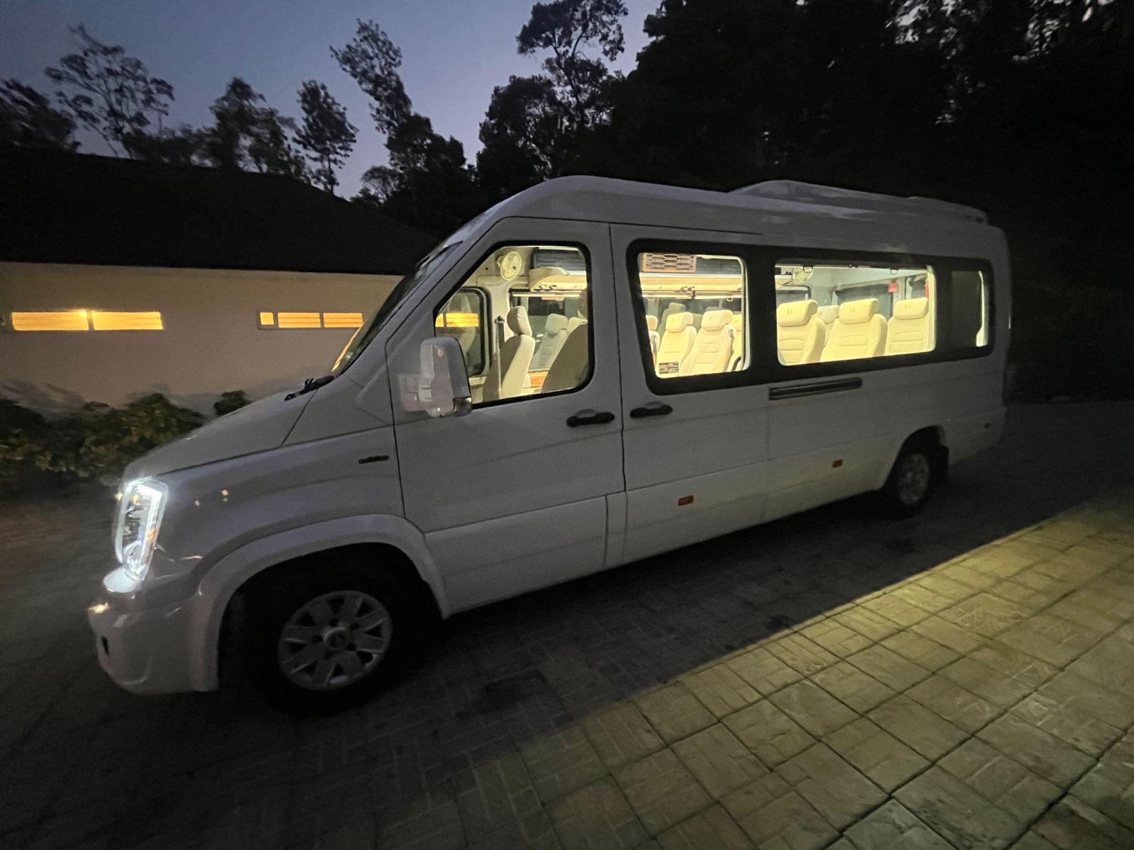 Wedding Shuttle Elegance